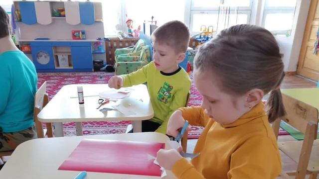 Аппликация в нетрадиционной технике «Повар». Ким Р.В. смотреть онлайн