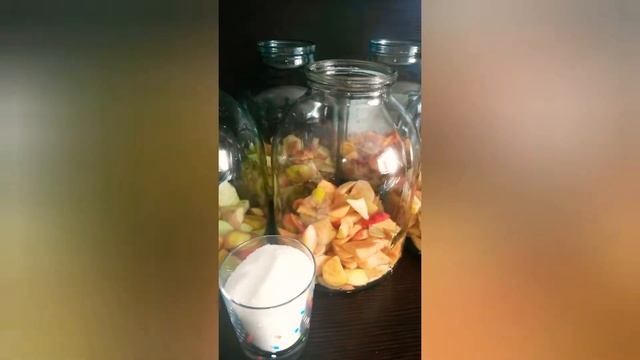 Очень вкусный компот из яблок!!! смотреть онлайн