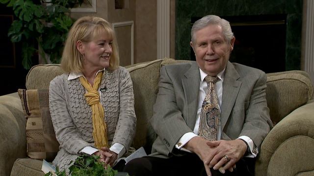 The Good Life - Bob Hazlett, Pam Thum and Stephen Marshall смотреть онлайн