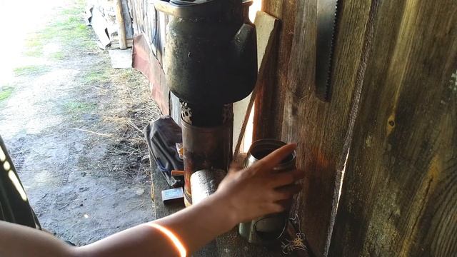 Почему не стоит покупать турбо печку. Обзор самодельной щепочницы. Сделано своими пуками. смотреть онлайн