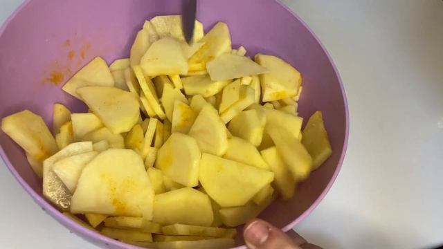 Куриные крылышки с картошкой в казане . Приготовив так один раз вы будете готовить всегда !! смотреть онлайн