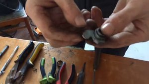 Ремонт замка китайской двери