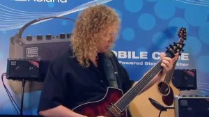Roland Mobile Cube Amp / Johnny DeMarco
