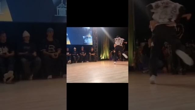 ЮФО по танцевальному спорту брейк данс bboy юла.#breakdance #рек#powermove #топ #топчик #музыка#бат смотреть онлайн