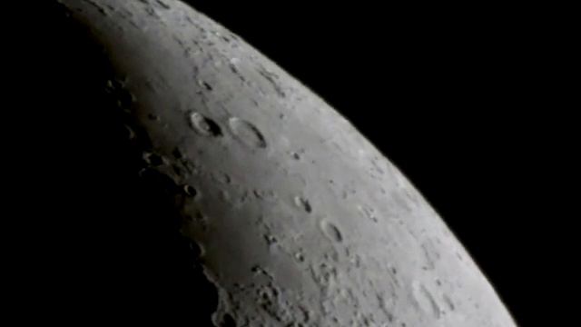La luna - 11/02/2080 -Cap.022 смотреть онлайн