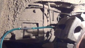 Как одному прокачать тормоза на автомобиле