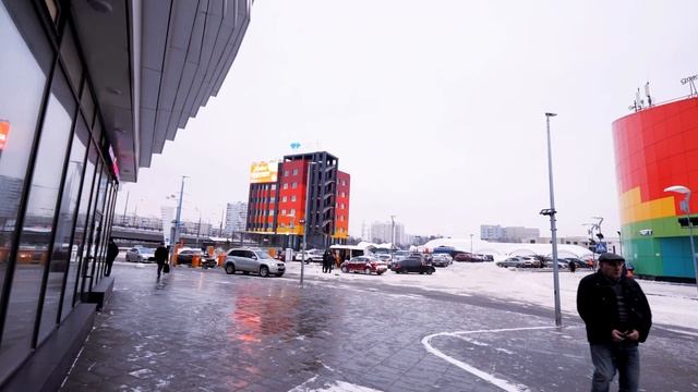 Тентовая архитектура: продуктовый рынок в Теплом Стане. Арочный шатер