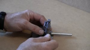 ПРИСПОСОБЛЕНИЕ ДЛЯ ВЫТАЧИВАНИЯ ШАРОВ