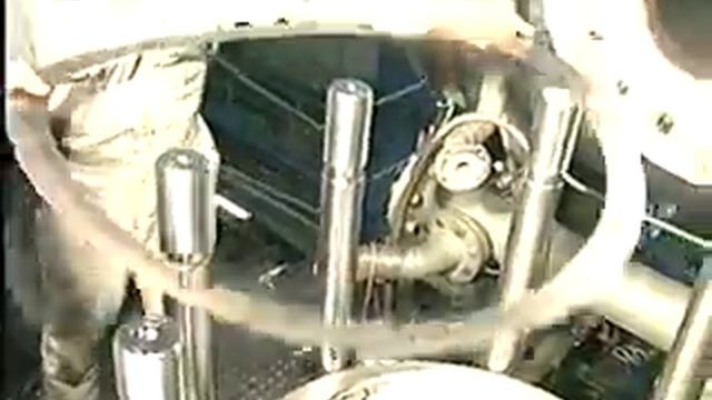 Cylinder Cover (Крышка цилиндра) смотреть онлайн