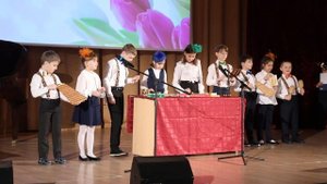 «Строительство домика Тыквы» из Чиполлино и  « Мороженое»