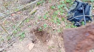 коп с металлоискателем, топор финский