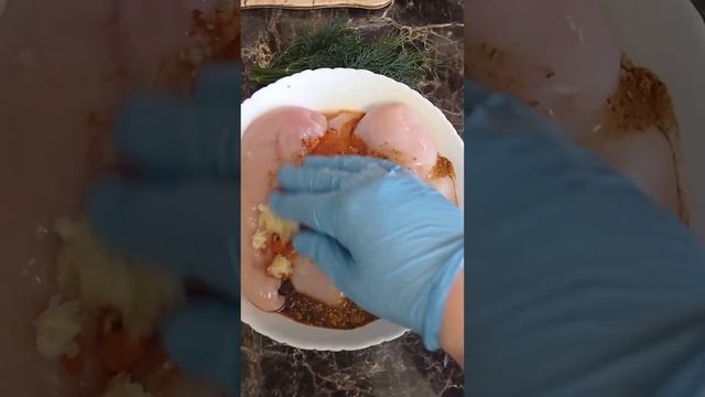 СОЧНАЯ И ВКУСНАЯ КУРИНАЯ ГРУДКА В ДУХОВКЕ ( ДЛЯ ШАУРМЫ)
