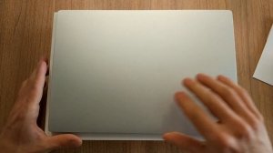 Xiaomi Mi Notebook - Unboxing, Boot time and Detailed view