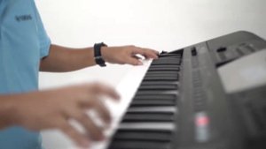 YAMAHA PSR-E463 LumPuthai