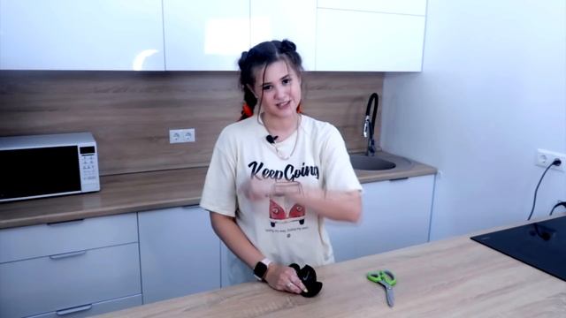 Проверила НЕРЕАЛЬНЫЕ ЛАЙФХАКИ из ТИК ТОК! *они работают* смотреть онлайн