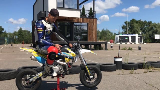 Посадка На Спортбайке. Правила Постановки Ног