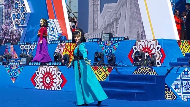 1 мая День единства народов Казахстана смотреть онлайн