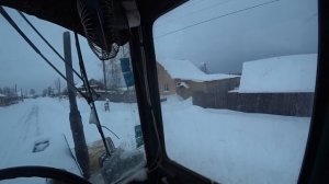 мтз 80 с мостом газ 66 пробиваем дорогу полем с передним бульдозером