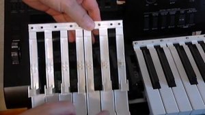 Чтобы не дребезжали клавиши