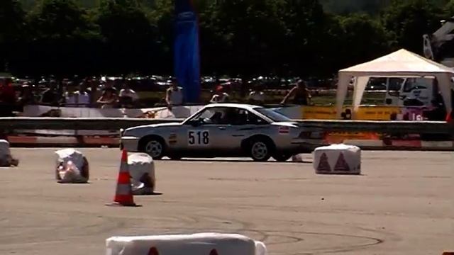 Slalom Automobile de Bière 2010 Opel Manta B reconnaissance