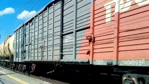 27.06.2018. (Три 'тройника'). 'ВЛ80С-1867/1870', 'ВЛ80С-1050/930' и 'ВЛ80С-1589/1599' с грузовыми.