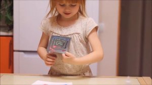 Рисуем раскрошенным мелом. Видео для детей