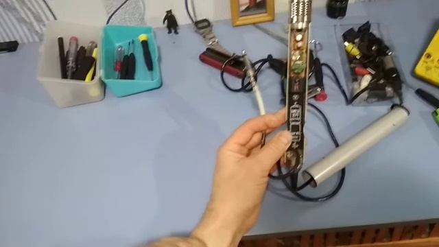 Переделать под Джек 5.3, 3.5 мм и  аккумулятор Li-ion 18650 старый микрофон времен СССР  МКЭ-271 смотреть онлайн