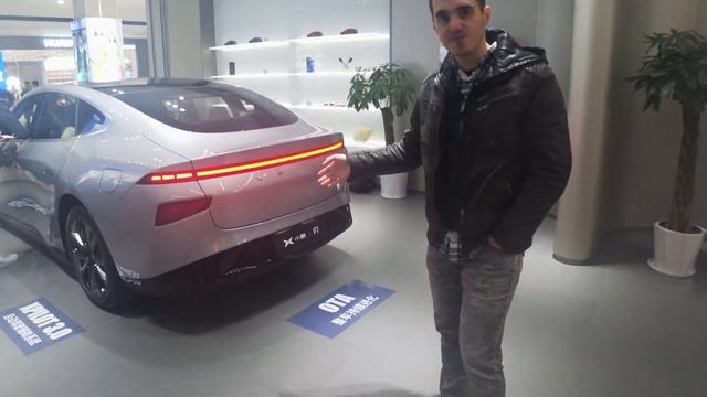 XPENG P7 Обзор, Интерьер, Экстерьер, Тест-Драйв, Автоматическая парковка, Китай смотреть онлайн