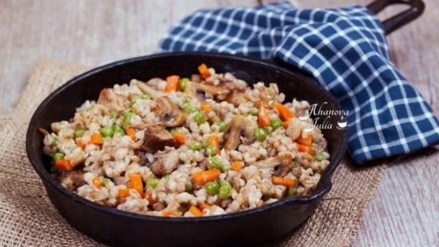 Перловая каша с мясом, грибами и овощами, рецепт в описах!