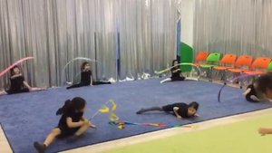 Rhythmic gymnastics Художественная гимнастика групповое выступление с лентами в детском саду.
