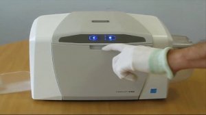 Как загрузить карты и ленту в принтер для печати пластиковых карт FARGO C50