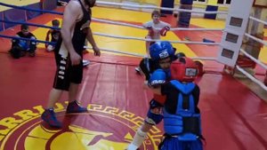 Кикбоксинг дети! Тренировка. Денис 6 лет - Илья 7 лет.