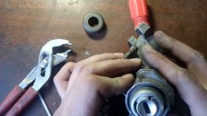 Как разобрать замок зажигания BMW ???