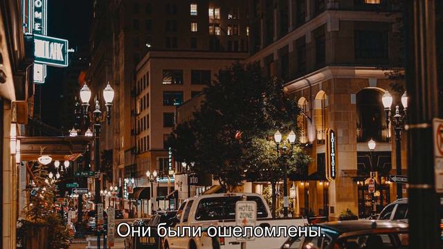 Девочка, живущая напротив, - не та, за кого себя выдает... смотреть онлайн