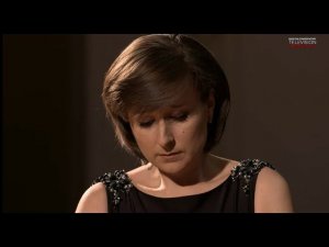 F. SCHMITT "Soirs", op. 5: "En rêvant". Elena TARASOVA (piano)