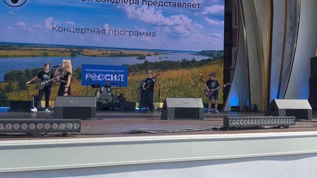 Адель Стар и Нейросеть group -  «Седая  ночь» (Юрий Шатунов cover).