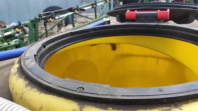 Полезные штучки. Промывка бочки опрыскивателя. смотреть онлайн