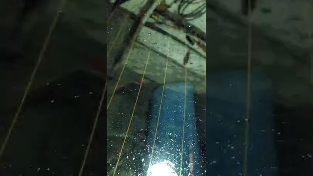 Как работает синяя глина. Очищаем стекло смотреть онлайн