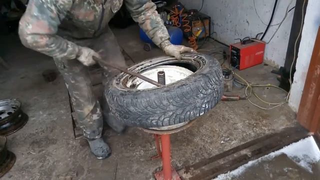 Станок для шиномонтажа в домашних условиях. Шиномонтаж дома