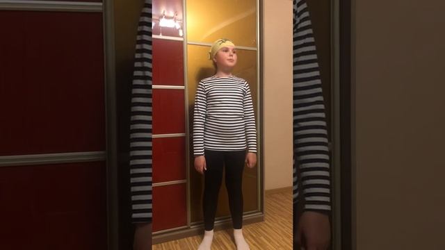 Виктория Герасимова рассказывает стихотворение Юнны Мориц "Кот-мореход" смотреть онлайн