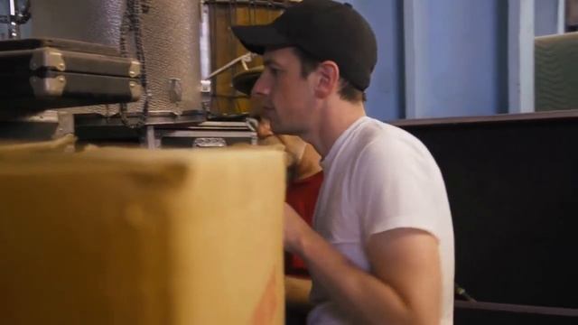 The Steve Forman Collection, Los Angeles Warehouse by Tom Ford, aneyefullstudio.com смотреть онлайн