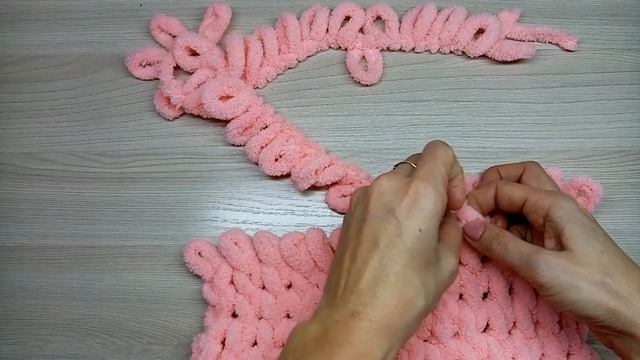 Супер снуд(шарф) из ализе пуффи. Узор перекрученные петельки. Snood (scarf) from Alize puffy. смотреть онлайн