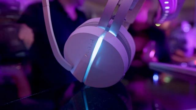 NEW Philips EVNIA GAMING PRODUCTS! - But With A Few Concerns Too... смотреть онлайн