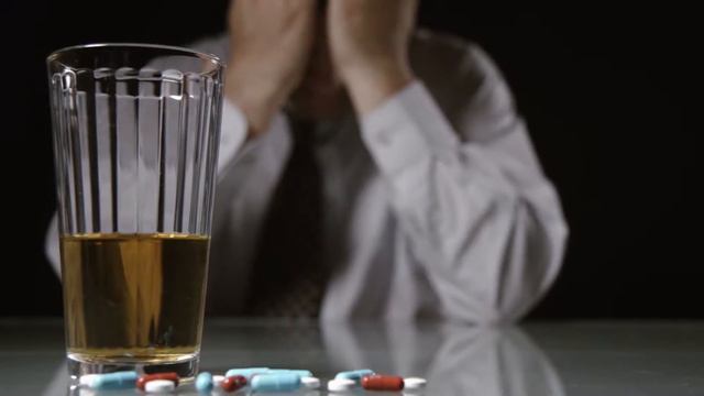 Ask The Pharmacist - Ep 10 - Alcohol and medication