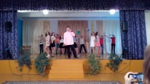 Танец под песню Руки вверх-ай яй яй девочки