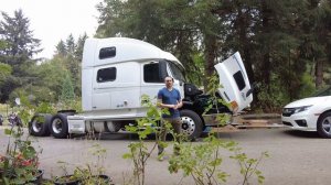 Дальнобой США Восстановление трака #4 замена разных деталей !!!!