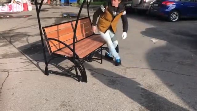 Как складывается Стол трансформер с навесом одной рукой смотреть онлайн