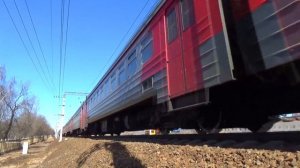 Электропоезд ЭД2Т-0041 "Имени Героя Советского Союза Зои Космодемьянской" и тепловоз 2М62У-0027