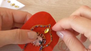 Брошь Матрёшка из бисера. Мастер-класс. / DIY brooch Beaded Matryoshka