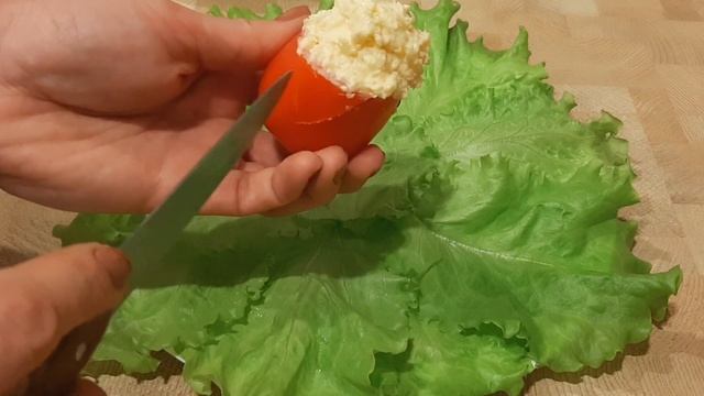 Помидоры с сыром. Рецепт холодной закуски на Новый год
